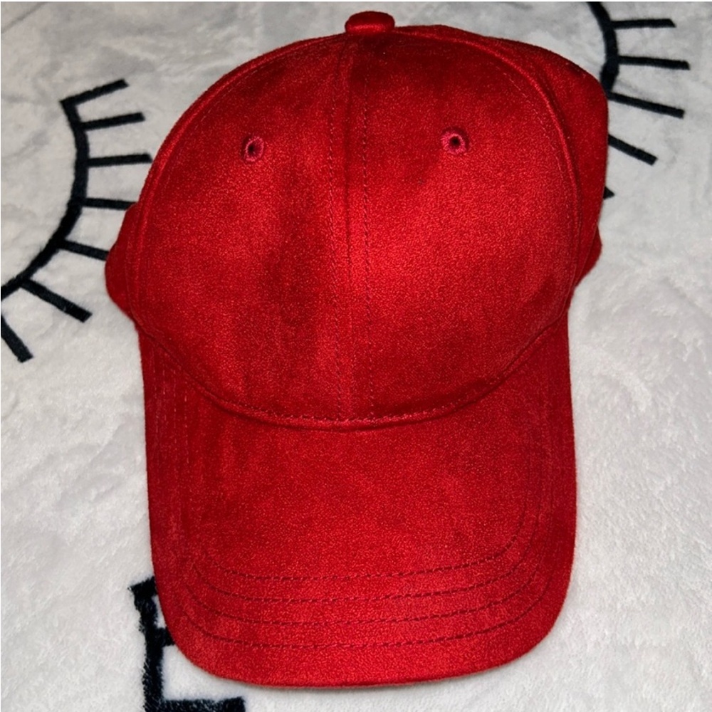 🧢 UO Red Cap 🧢